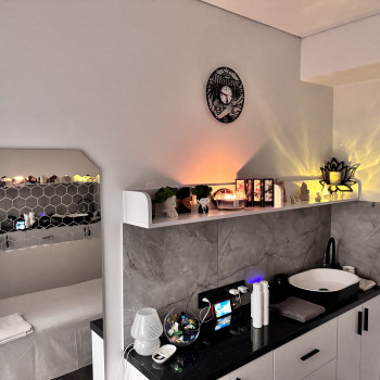 Простір, в якому зупиняється час🫶
 #масаж #Ужгород #лімфодренажний #оздоровчий # #релакс #масаж обличчя