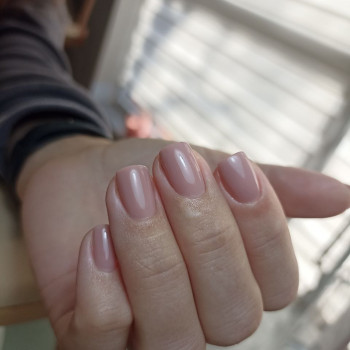 Манікюр з покриттям
                    Ногтевая студия  Хмельницкий