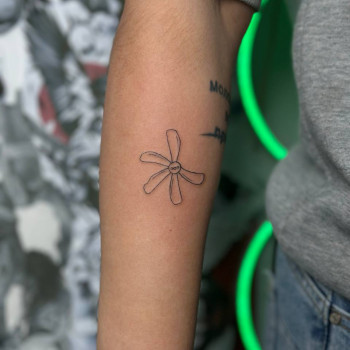 Символичне татуювання для нашої захісниці