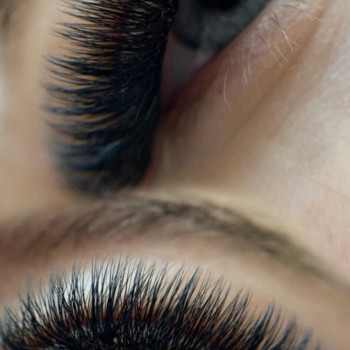 Нарощування вій
                    Лешмейкер  Ірпінь