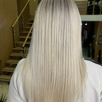 Air touch
                    Парикмахер-колорист Алена Киев