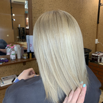 Air touch
                    Парикмахер-колорист Алена Киев