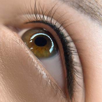 Перманентний макіяж міжвійка