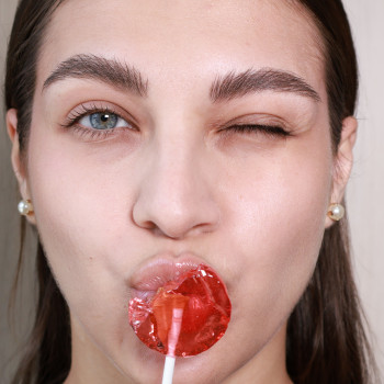 Ламінування вій
 