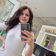 Мастер по наращиванию волос Кристина Кирилюк на Barb.ua