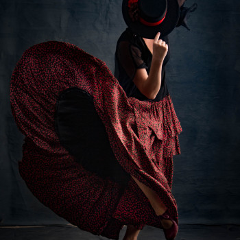 Фото в студії
 #фотосесіятанцівниця #одесафотограф