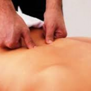 Масаж при остеохондрозі: шийний, грудний, поперековий відділ
                    Мануальний терапевт Олег Київ