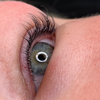 Ламинирование и ботокс ресниц
                    Мастер перманентного макияжа Александра Кривой Рог