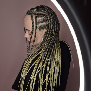 Зачіска сфінкс. Афрокоси з канікалоном