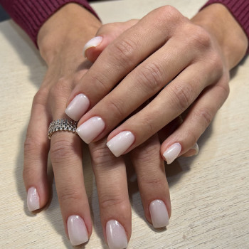 Коррекция
                    Мастер маникюра Любовь Ужгород