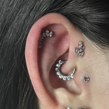 Проколи хрящів
                    Майстер з пірсингу  Черкаси