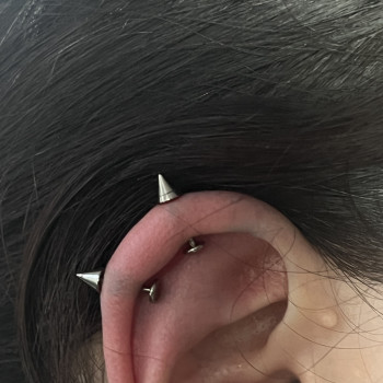 Проколи хрящів
                    Майстер з пірсингу  Черкаси