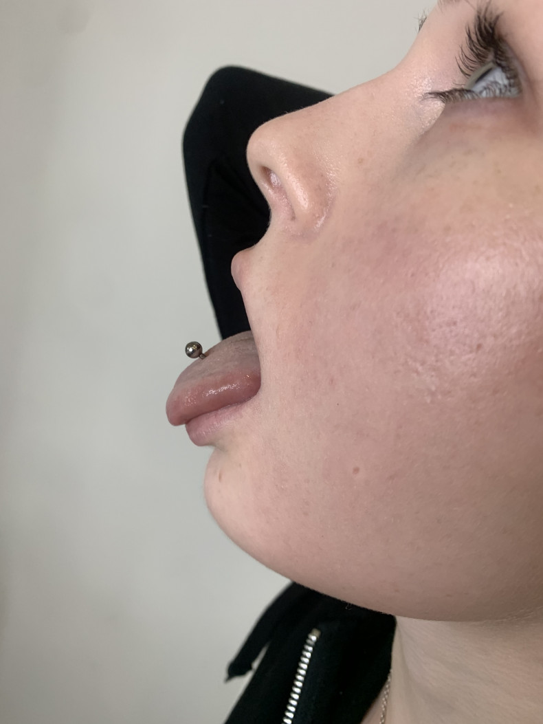 Пірсинг язика, фото - Майстер з пірсингу Тетяна Ананьєва