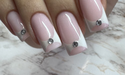  Майстер манікюру Олена Рівне