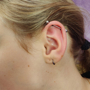 Пірсінг , медична сталь