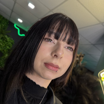 Пірсинг губи