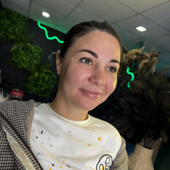 Оформлення брів хною