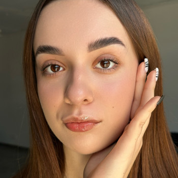 Ліза Яковчук, Вишневе Фото - 8