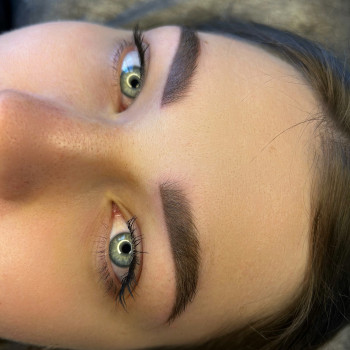 Перманент брів
                    Мастер перманентного макияжа Дана Винница