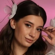 Майстер манікюру Юлия Дніпро,проспект Мануйловський, 73