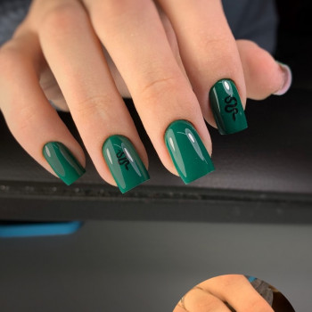 зеленый маникюр