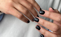 Манікюр зі зняттям та покриттям Салон краси Fargo Київ