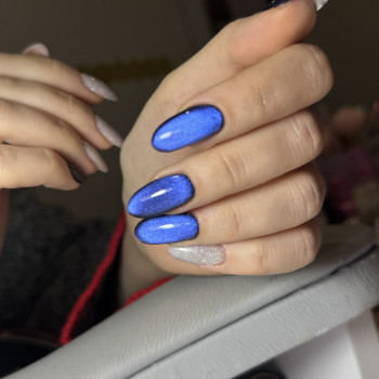 Зняття манікюр та покриття гель лаком
                    Салон красоты  Киев