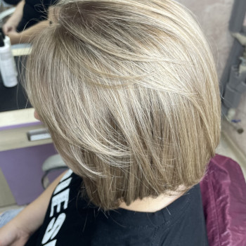 Тонування волосся
                    Парикмахер  Харьков