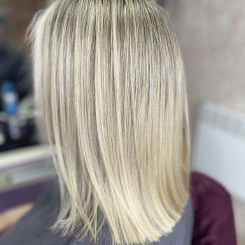 Фарбування у техніці аіртач
                    Перукар  Харків