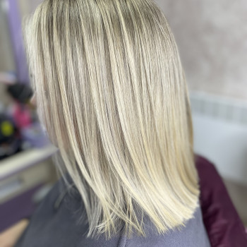 Фарбування у техніці аіртач
                    Перукар  Харків