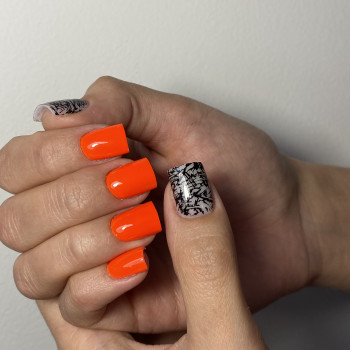 оранжевый маникюр