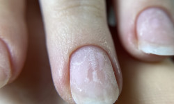 Чистый маникюр Мастер маникюра Полина Днепр