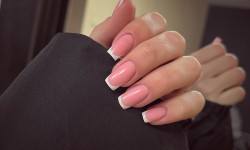 Укріплення Майстер манікюру Полина Дніпро