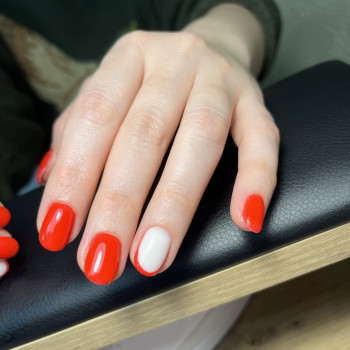 Френч ( цена за ноготь)
                    Мастер маникюра Полина Днепр