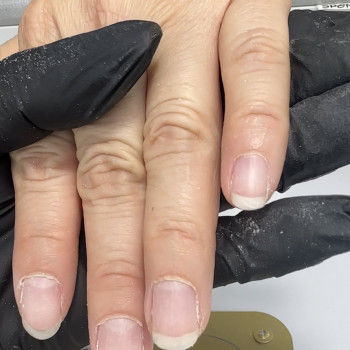 Нарощування
                    Мастер маникюра Катерина Киев