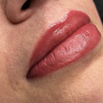 Перманентний макіяж губ
                    Мастер перманентного макияжа Алиса Ивано-Франковск