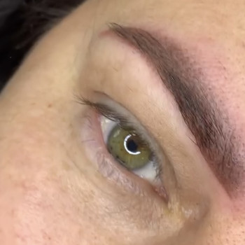 Перманентний макіяж брів
                    Майстер перманентного макіяжу Алиса Івано-Франківськ