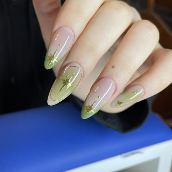 Маникюр весна омбре салатовый, фото - Мастер маникюра Марина Пешкова
