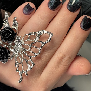 Манікюр укріплення гелем