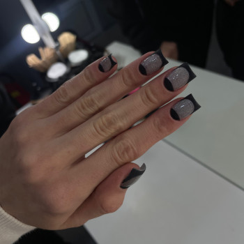 Укрепление ногтей с дизайном