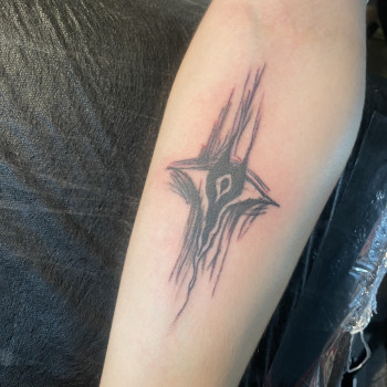 Тату на руці око