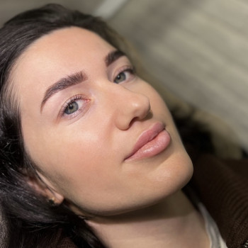 Ламінування вій з фарбуванням та корекція + фарбування брів