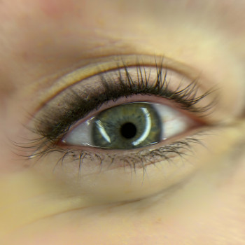 Міжвійка з розтушовкою
                    Мастер перманентного макияжа Дана Винница