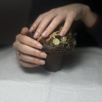 Комплекс(зняття+манікюр+однотонне покриття Luxio)-950грн.