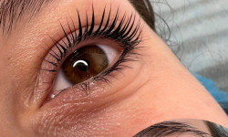 Ламинирование ресниц и бровей Мастер маникюра Наталья Одесса