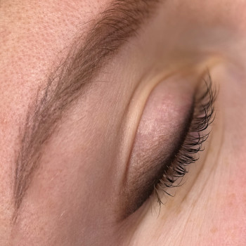 Перманентный макияж татуаж стрелочки с растушевкой и классические
                    Салон красоты Mona Lisa Полтава