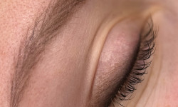 Перманентный макияж татуаж стрелочки с растушевкой и классические Салон красоты Mona Lisa Полтава