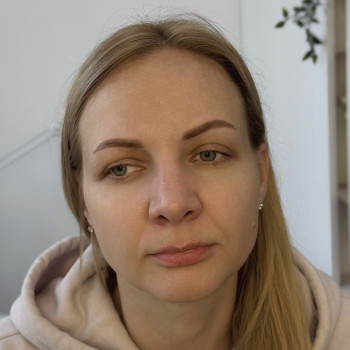 Загоєнний перманентний макіяж брів
ПУДРОВІ БРОВИ