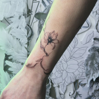 женские, цветок