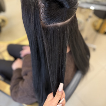 Наращивание волос /Корекция волос
                    Парикмахер Алеся Винница